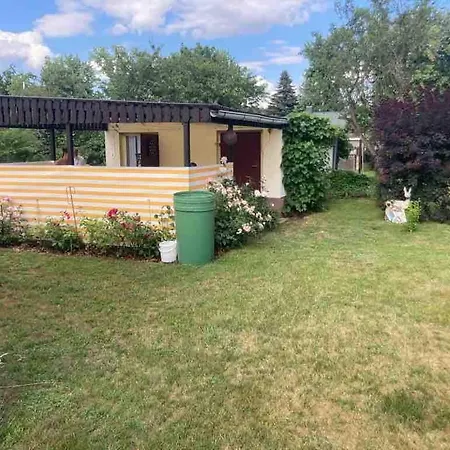 Gaestehaus Mit Garten