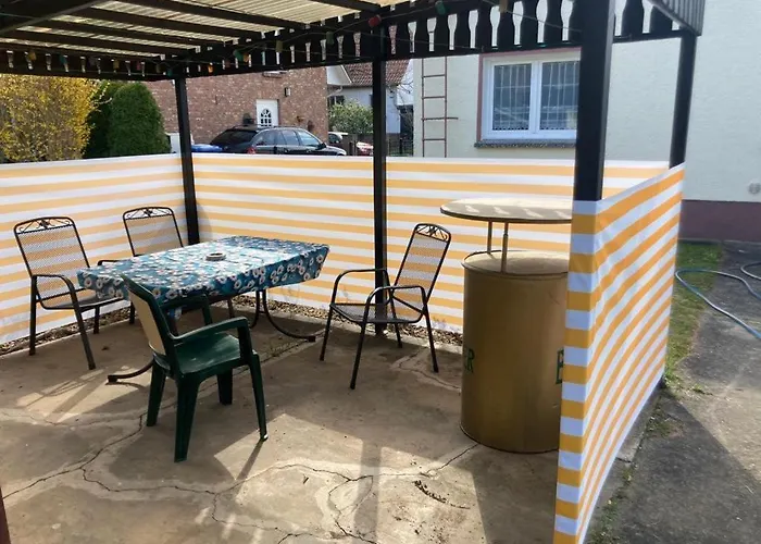 Feriehus Gaestehaus Mit Garten Blankenfelde-Mahlow