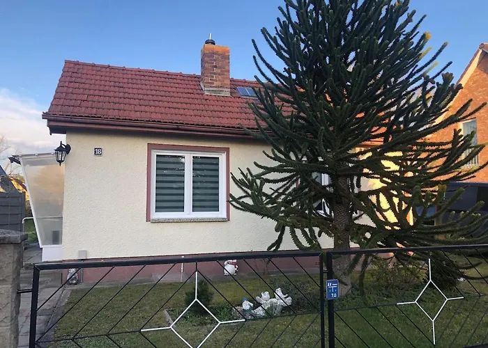 Gaestehaus Mit Garten Feriehus