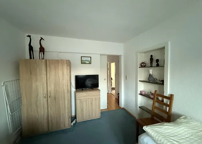 Gaestehaus Mit Garten Feriehus Blankenfelde-Mahlow